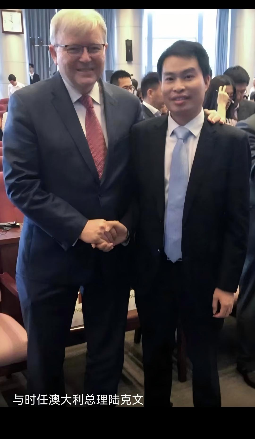 1758622532913948.jpg 44.jpg